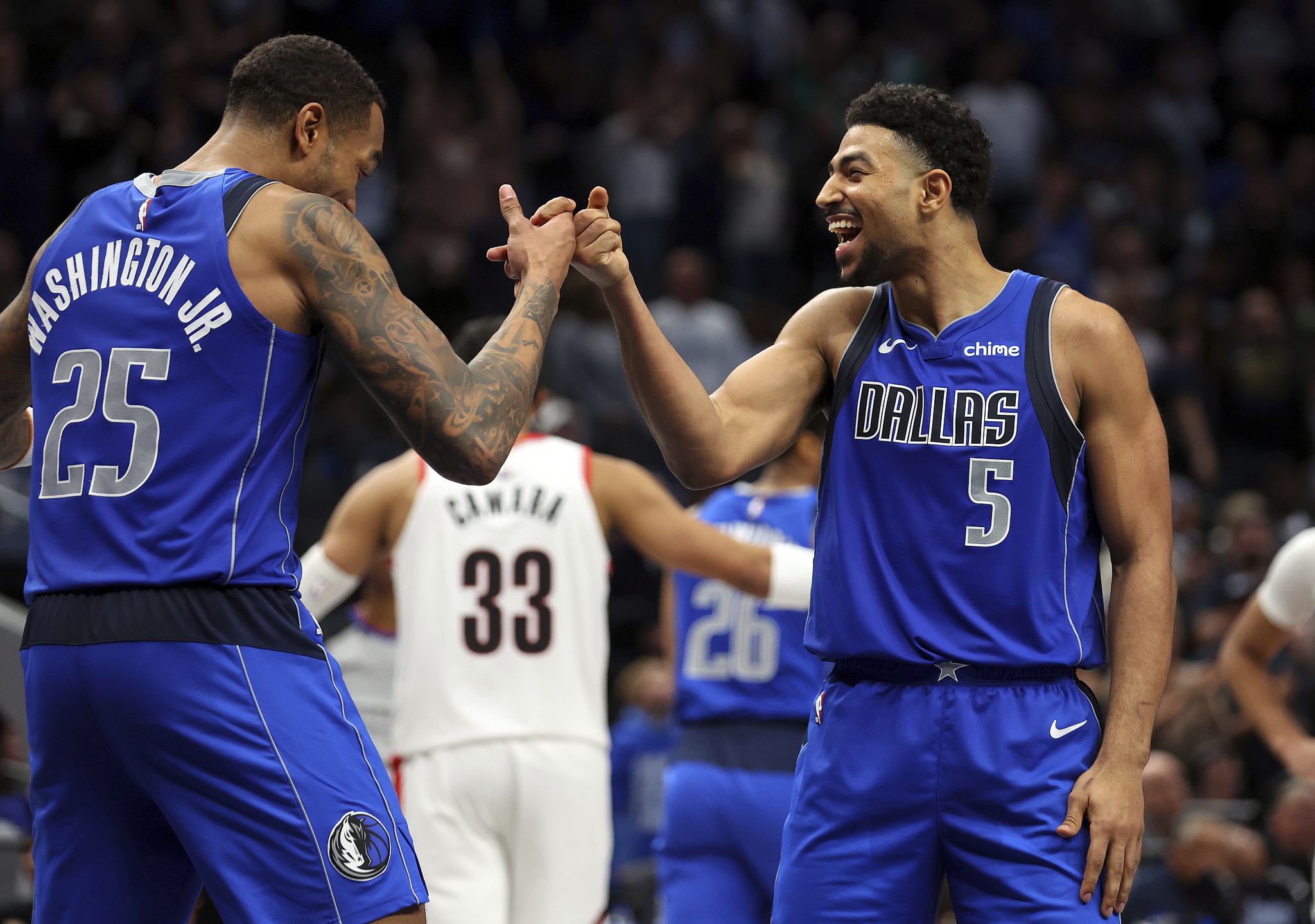 开拓者逆转独行侠,终结两连败 开拓者逆转独行侠,终结两连败