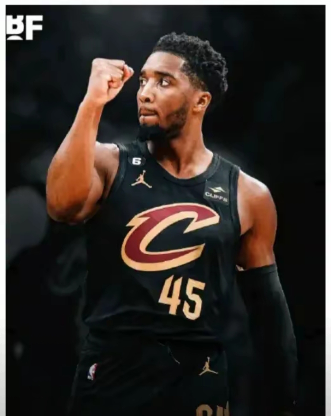 爵士险胜奇才,米切尔砍下33分 爵士险胜奇才,米切尔砍下33分