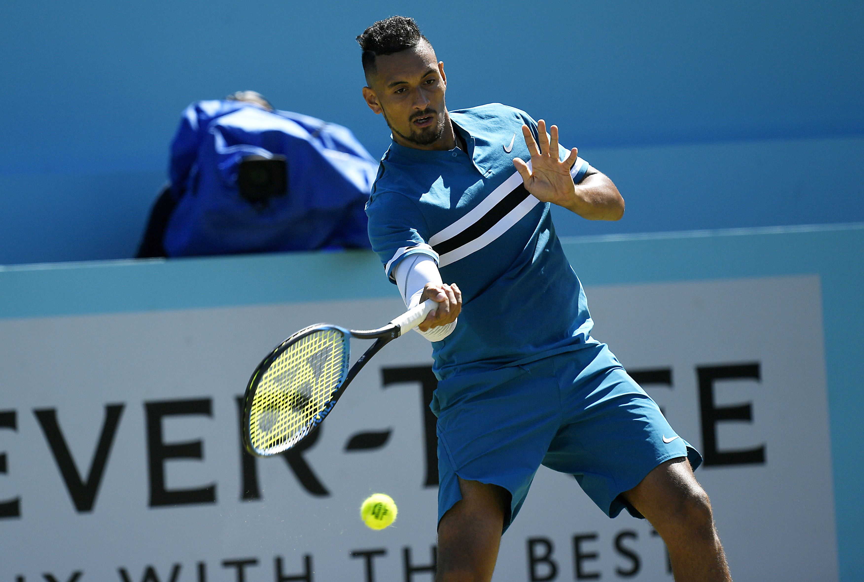 关于法国网球队完胜世界网球队,克耶高斯高光表现的信息 关于法国网球队完胜世界网球队,克耶高斯高光表现的信息