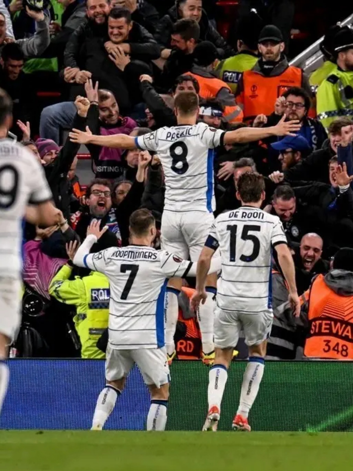 希腊逆转乌克兰，萨拉赫点燃赛场