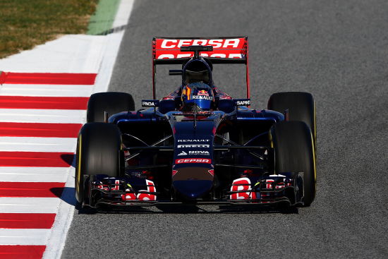 红牛车队碾压阿斯顿马丁,塞恩斯扛起全队 红牛车队碾压阿斯顿马丁,塞恩斯扛起全队