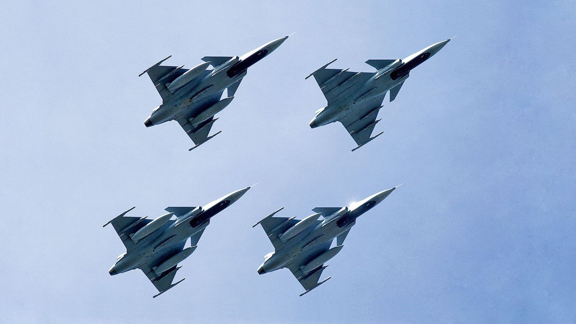 绝杀！伊萨克终场神兵定乾坤，英超争冠夜血战封王