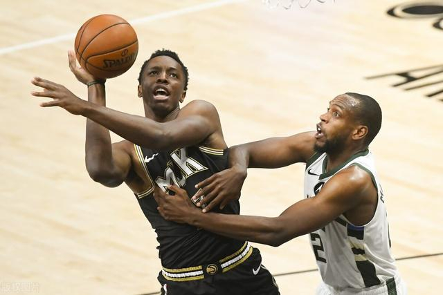 尼日利亚横扫美国，范戴克在东决关键战接管比赛