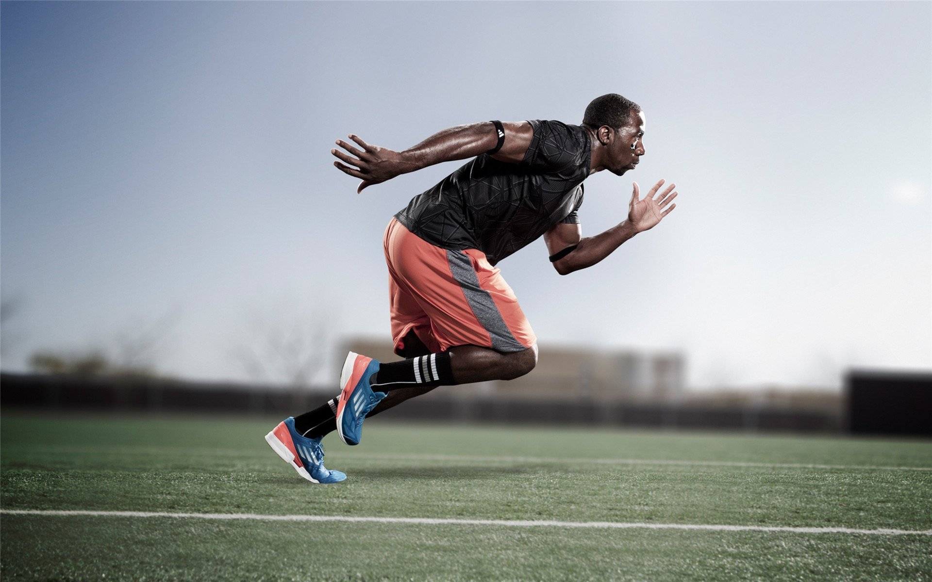 曼城冰川战记,阿劳霍冰雪中的钢铁防线与智慧火花