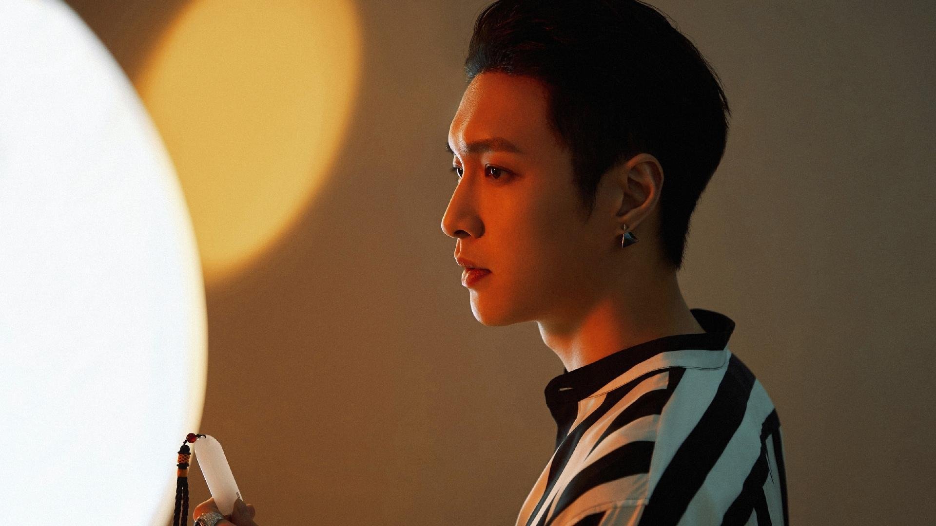 当雷霆击穿奥兰多的夜空，利拉德在银石赛道接管了世界